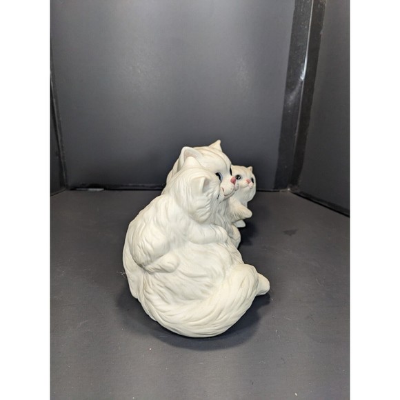 Vintage HOMCO Porcelain Ceramic Cat Figurine White Persian Mother Kittens 1412 - Picture 4 of 11